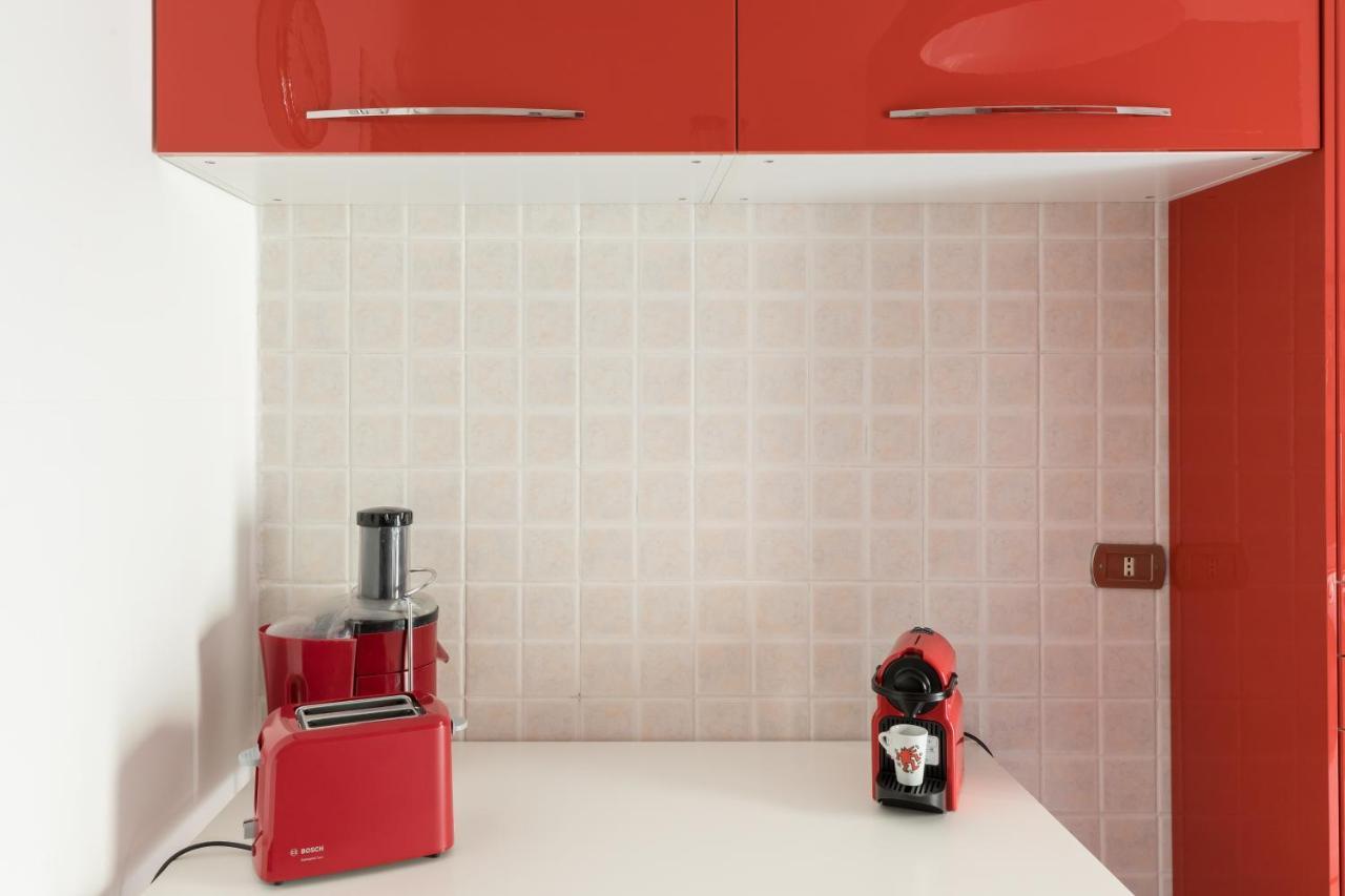 Amoretti Apartment, 6 Persone, 3 Camere, 2 Bagni, Balcone, Wi-Fi, Metro B Monti Tiburtini Roma Exterior foto